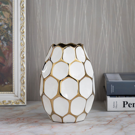 Keramikvasen ‘Geometric Glamour’ – Eleganz in Perlweiß, Schwarz und Seeblau