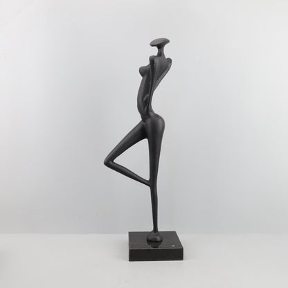 Abstrakte Metall- und Marmor-Skulpturen - Moderne Eleganz in Ihrer Einrichtung