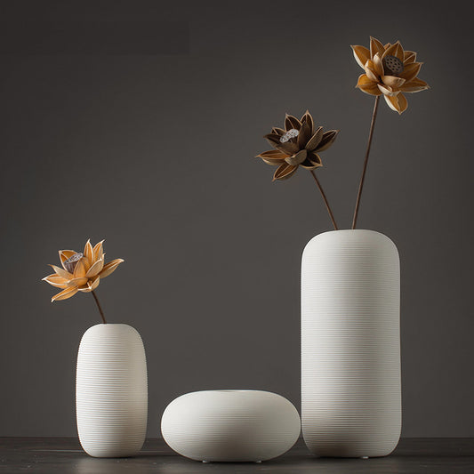 Keramikvasen-Set ‘Serenity Trio’ – Moderne Einfachheit trifft Eleganz