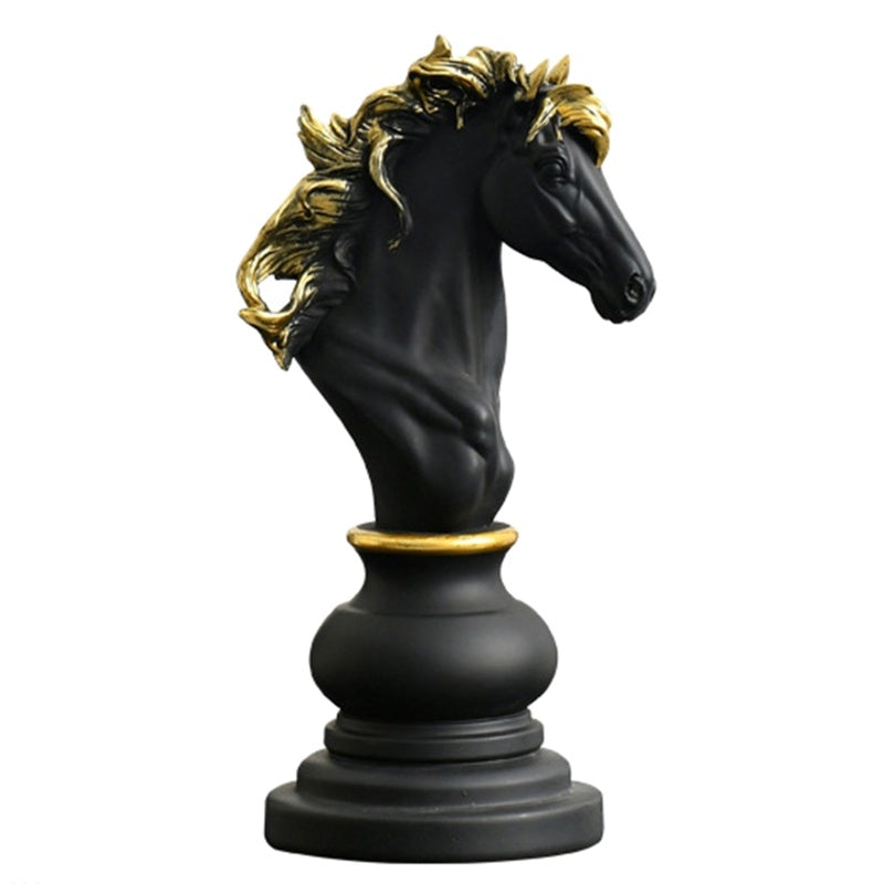 Exquisite Schachfiguren aus Kunstharz: Kunsthandwerk mit europäischem Flair